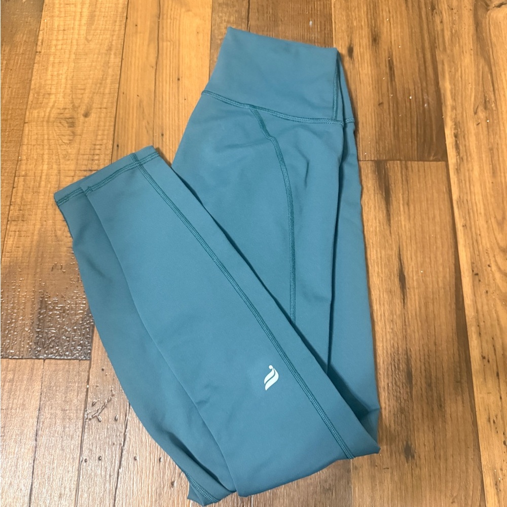 Fabletics Define PowerHold  leggings